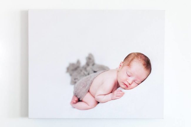 Canvas with newborn baby image